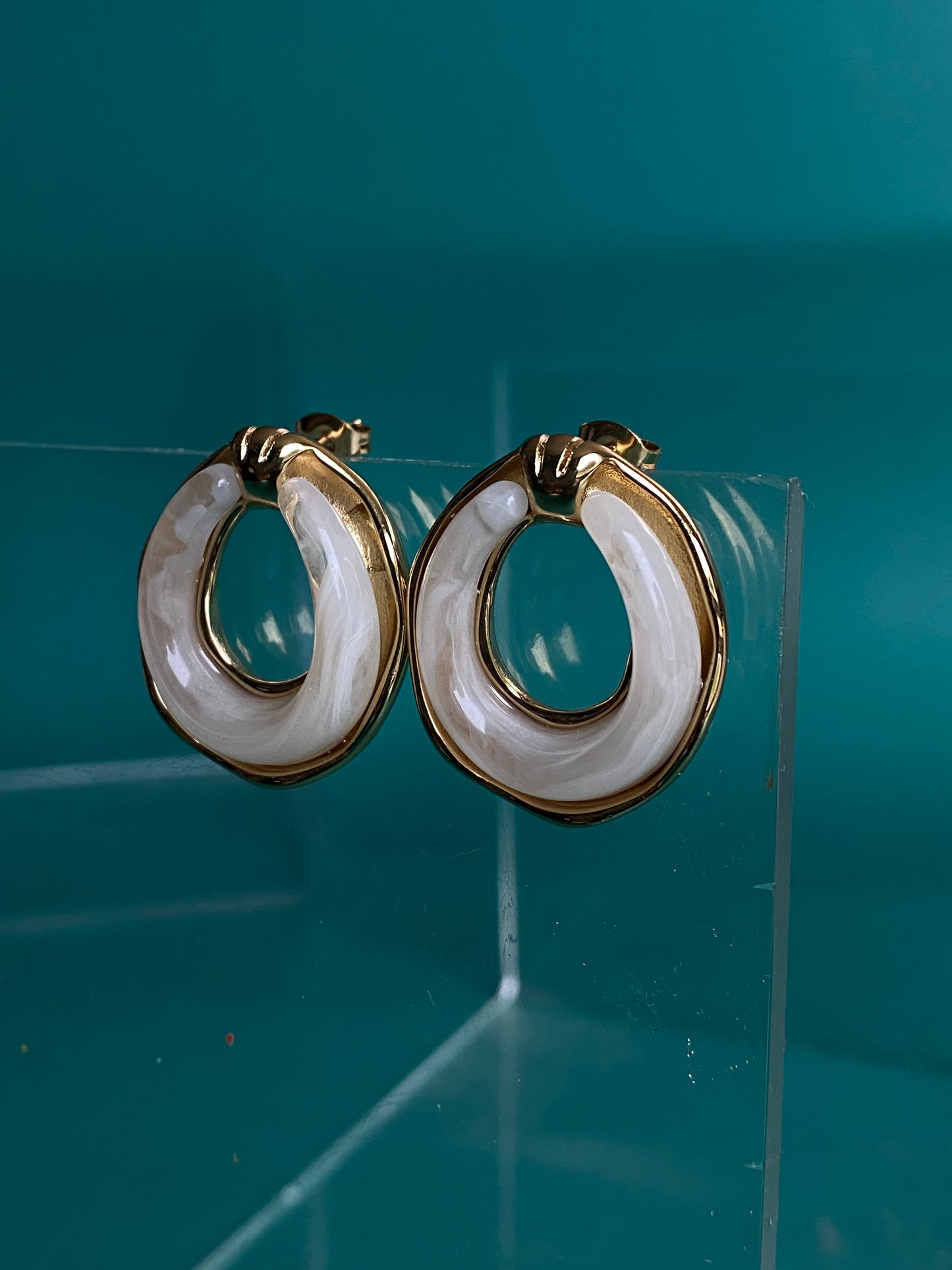 The Pearl Muse Earrings